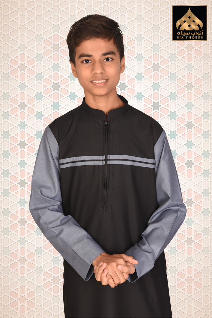 STTK97 | Designer Thobe (Black & Light greyish Blue)